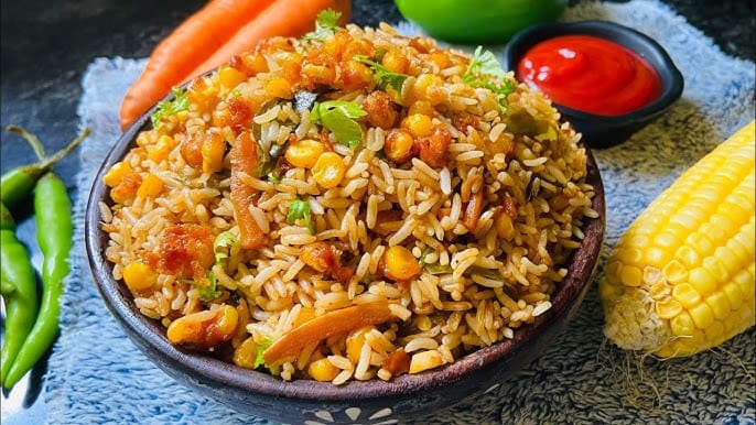 Schezwan Baby Corn Noodles/Rice